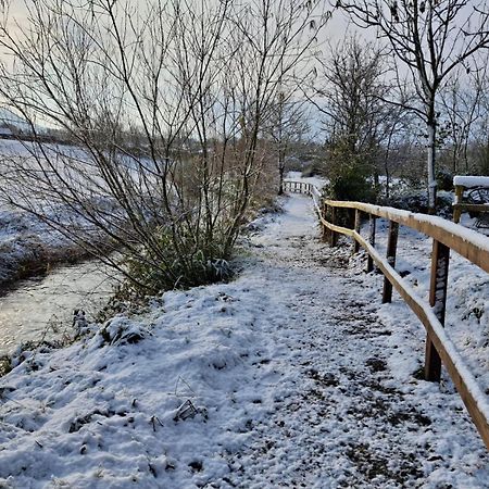 Riverside Cabin Limerick Junction Εξωτερικό φωτογραφία