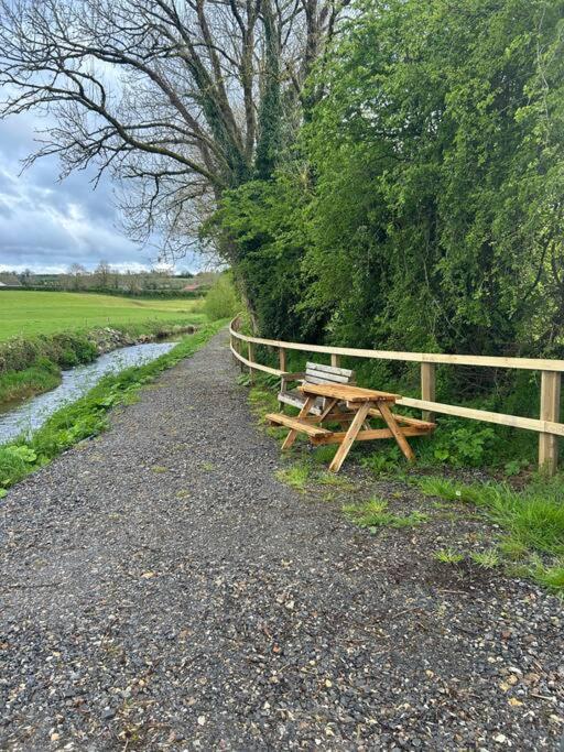 Riverside Cabin Limerick Junction Εξωτερικό φωτογραφία