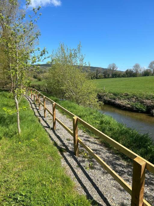 Riverside Cabin Limerick Junction Εξωτερικό φωτογραφία